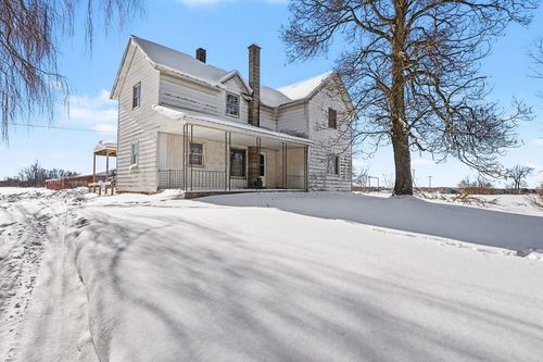 6056 W 16th St, Fremont, MI, 49412-9640 | Card Image