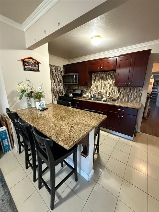 1328 W 67 Th St, House other with 3 bedrooms, 2 bathrooms and null parking in LOS ANGELES CA | Image 5