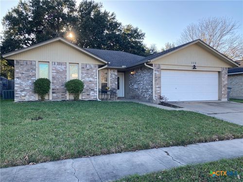 208 Roanoke Drive, Victoria, TX, 77904 | Card Image