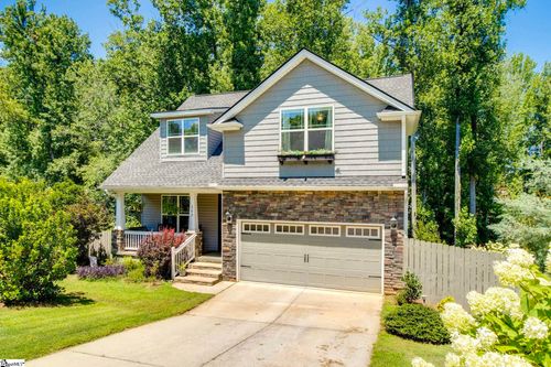 203 Nolan Rd, Travelers Rest, SC, 29690-2131 | Card Image