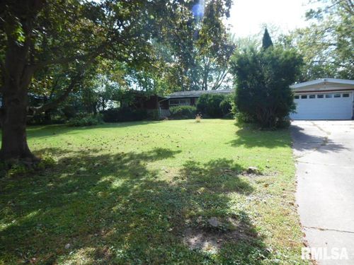 1908 Circle Dr S, Clinton, IA, 52732-6531 | Card Image