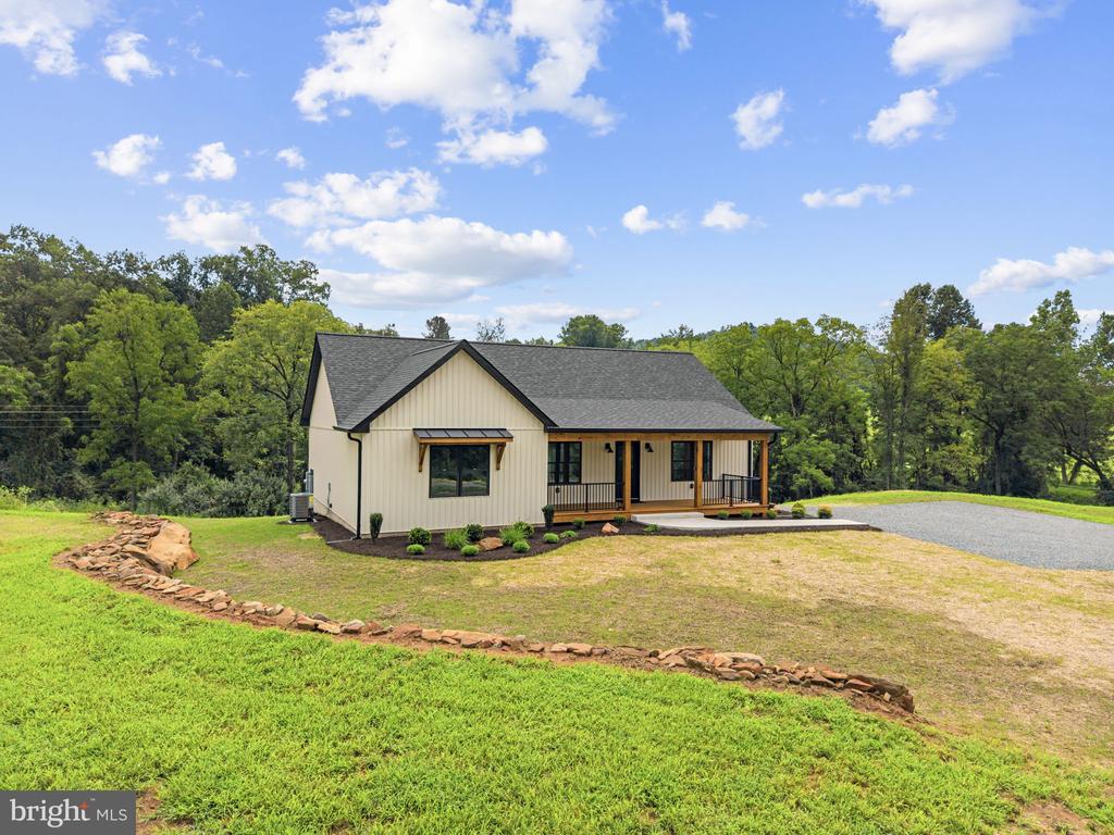 Residential in BRIGHTWOOD 2