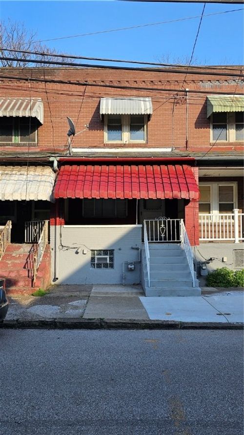 214 Fleet St, Braddock, PA, 15104-1151 | Card Image