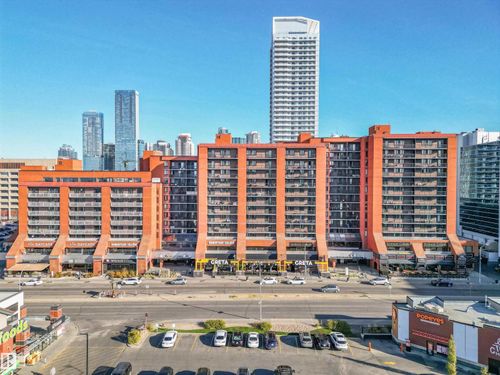 802-10145 109 St Nw, Edmonton, AB, T5J3M5 | Card Image