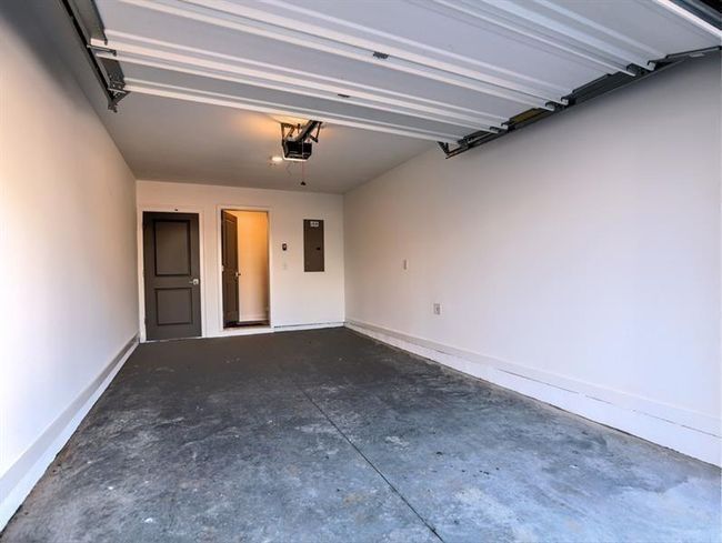 155 Devore Rd, Condo with 2 bedrooms, 1 bathrooms and 1 parking in Alpharetta GA | Image 39