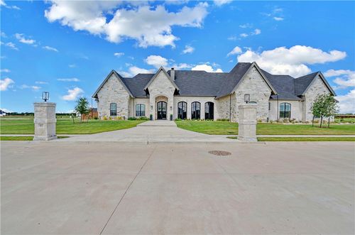 117 Iris St, Lorena, TX, 76655-4435 | Card Image