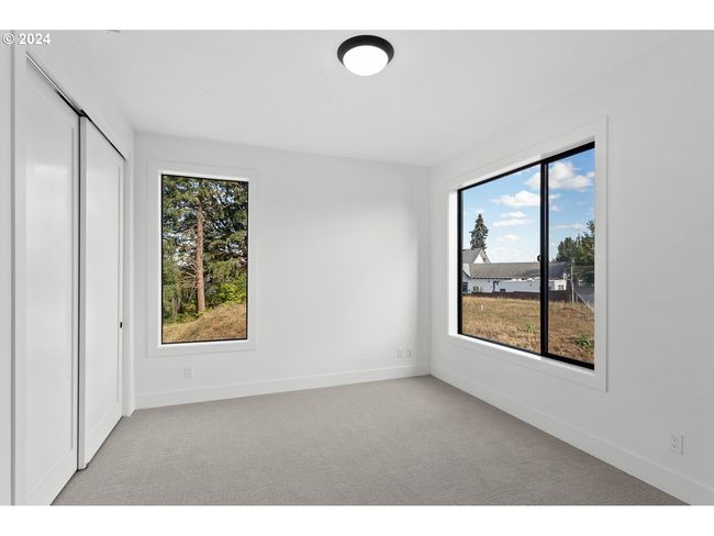 899 Butte Dr, House other with 5 bedrooms, 3 bathrooms and 2 parking in ForestGrove OR | Image 5