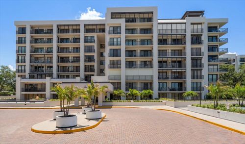 105-6 Belleview Blvd, BELLEAIR, FL, 33756-1964 | Card Image
