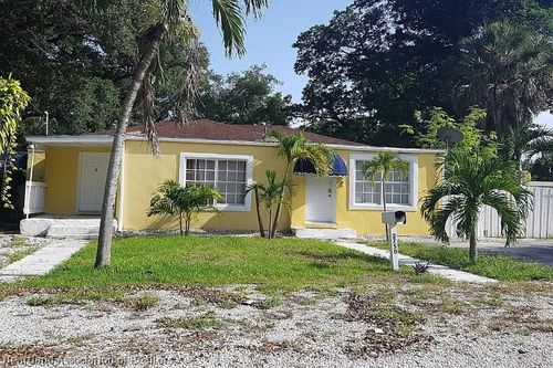 2750 Nw 169th Ter, Miami Gardens, FL, 33056-4435 | Card Image