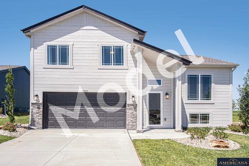 17602 Phoebe St, Bennington, NE, 68007-1735 | Card Image