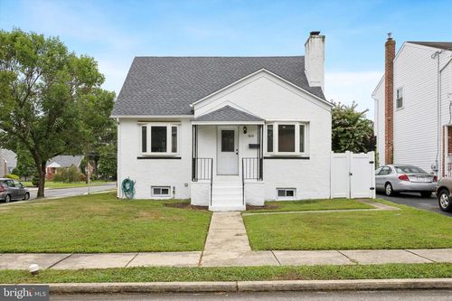 505 Fernwood Ave, FOLSOM, PA, 19033-2203 | Card Image