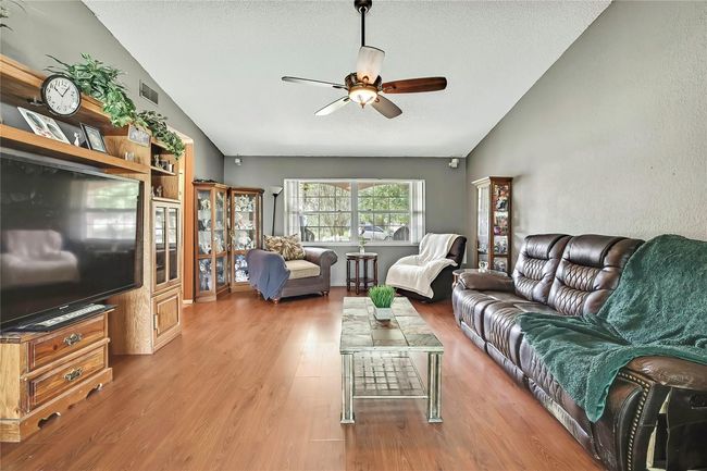 11187 Blythville Rd, House other with 3 bedrooms, 2 bathrooms and null parking in SPRING HILL FL | Image 6