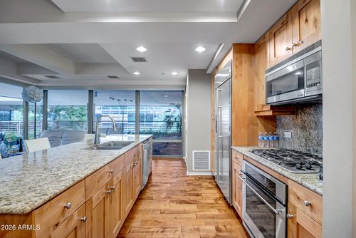 3005-7151 E Rancho Vista Dr, Scottsdale, AZ, 85251-1493 | Card Image