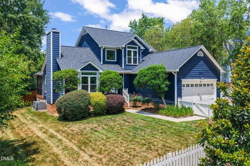 105 Callard Run, Chapel Hill, NC, 27514 | Card Image