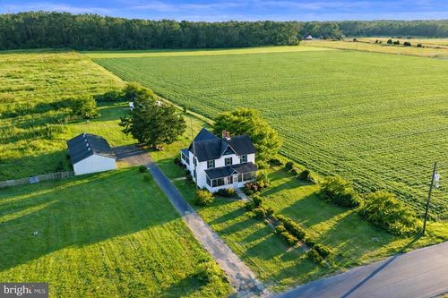 210 Chestnut Tree Rd, HEBRON, MD, 21830-1116 | Card Image