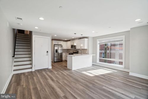 1419 Poplar St, PHILADELPHIA, PA, 19130-1848 | Card Image