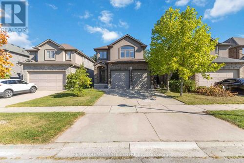 1935 Cherrywood Trail, London North (North M), ON, N6G0E1 | Card Image