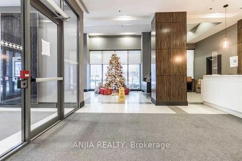 1112-19 Grand Trunk Crescent, Toronto, ON, M5J3A3 | Card Image