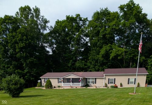 11806 E Pocahontas Dr, Greencastle, IN, 46135-9315 | Card Image