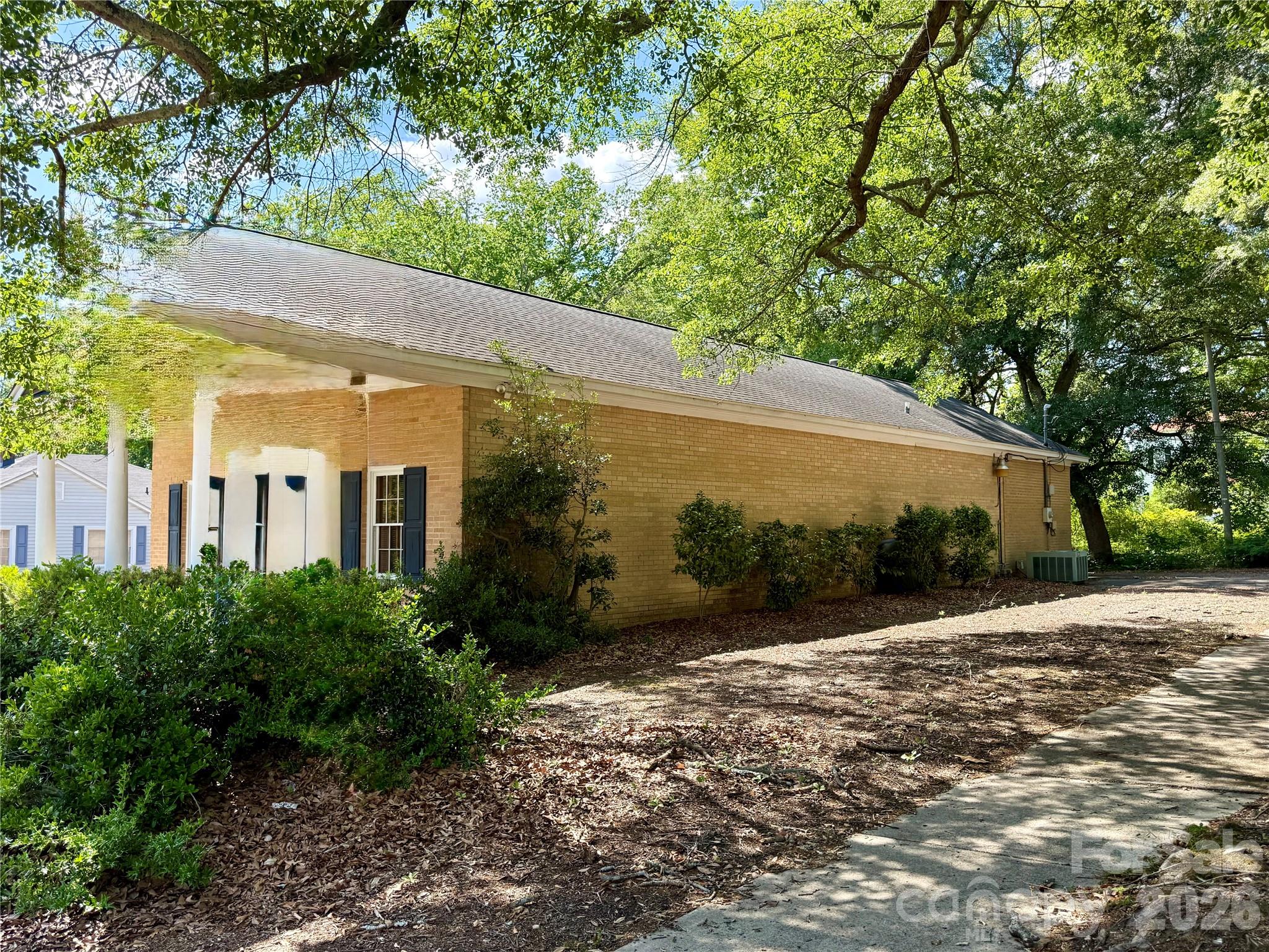 Commercial Sale in Cheraw 4