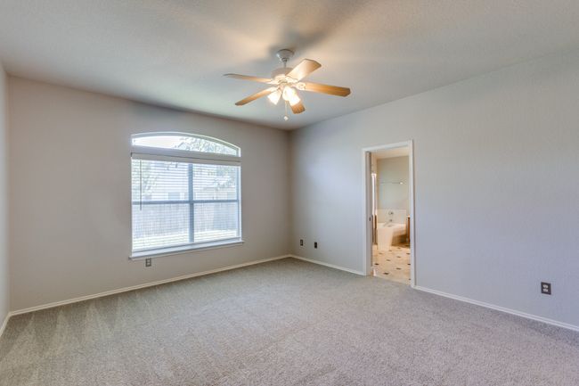 Master bedroom carpet flooring | Image 27