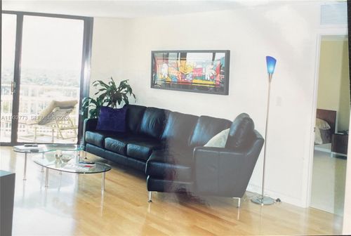 apt-806-1000 Quayside Ter, Miami, FL, 33138-2217 | Card Image