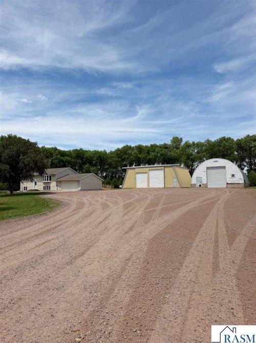 78772 290th St, Madelia, MN, 56062-6040 | Card Image