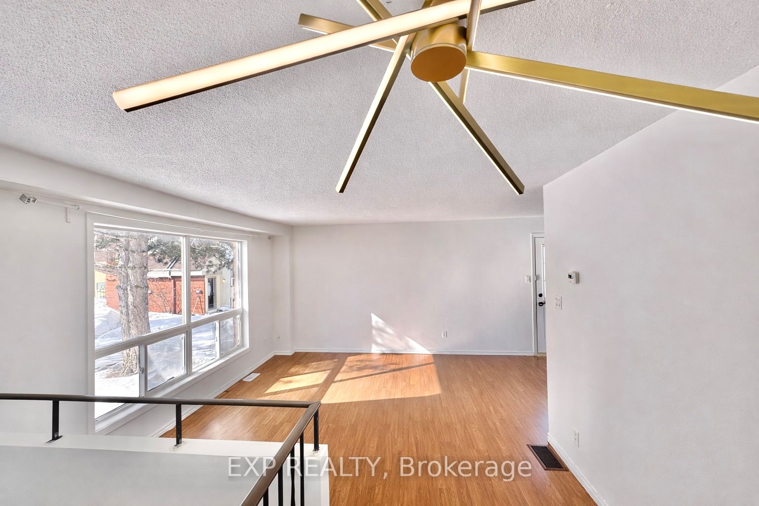 Residential Lease in Bells Corners and South to Fallowfield 4