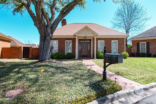 1517 Charleton Dr, Montgomery, AL, 36106-3048 | Card Image