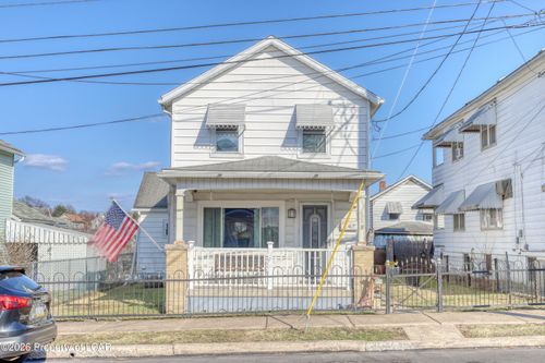 118 Oak St, Nanticoke, PA, 18634-4314 | Card Image
