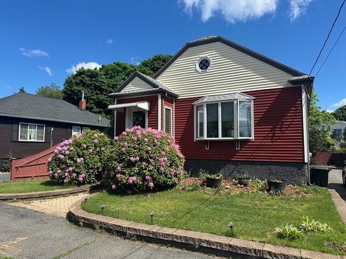 54 Dudley St, Saugus, MA, 01906-1827 | Card Image