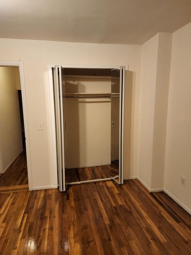 APT-2 - 645 Locust St, Home with 1 bedrooms, 1 bathrooms and null parking in Mount Vernon NY | Image 9