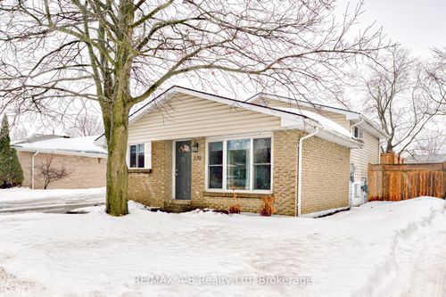 270 Home St, Stratford, ON, N5A2A3 | Card Image