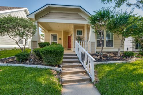 1375 Kingston Pl, Providence Village, TX, 76227-7554 | Card Image