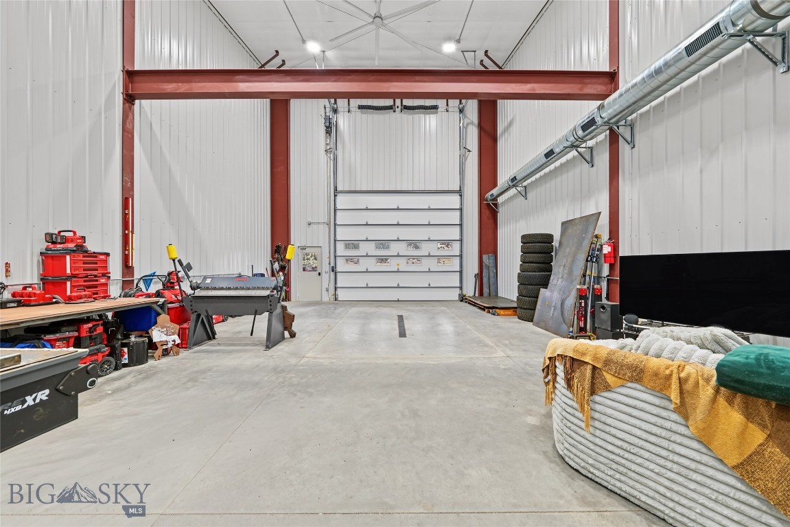 Commercial Lease in Big Sky 4