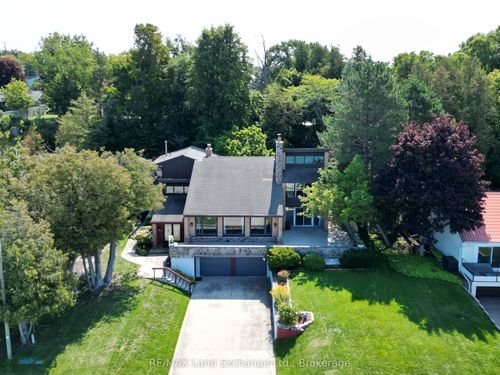 147 Goderich St, Kincardine, ON, N2Z2K9 | Card Image