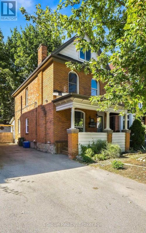 170 Emerald St S, Hamilton, ON, L8N2V7 | Card Image