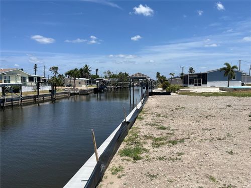 4976 Sandpiper Dr, St. James City, FL, 33956-2834 | Card Image