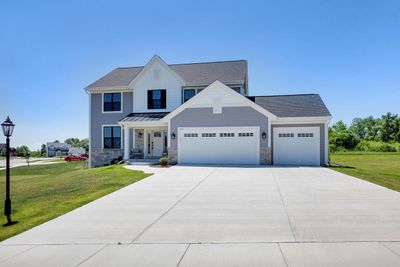 3741 Howell Oaks Drive, House other with 4 bedrooms, 2 bathrooms and null parking in Waukesha WI | Image 3