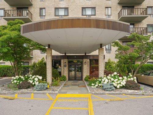 apt-3n-666 Pelham Rd, New Rochelle, NY, 10805-1035 | Card Image