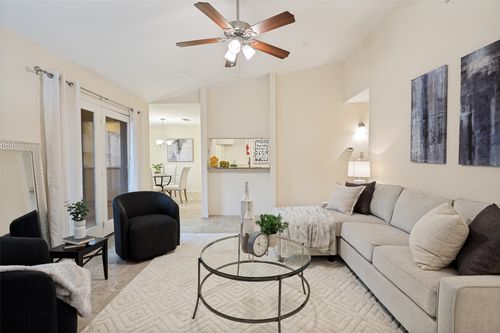 1822-1109 Calico Ln, Arlington, TX, 76011-8811 | Card Image