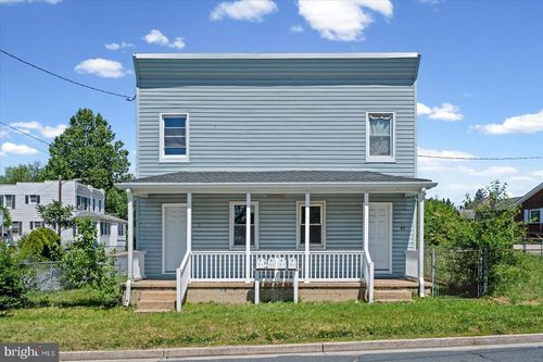 17 Sollers Point Rd, DUNDALK, MD, 21222-2944 | Card Image