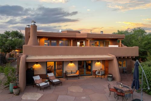 15 Cielo Cumbre Rd, Santa Fe, NM, 87505-5100 | Card Image