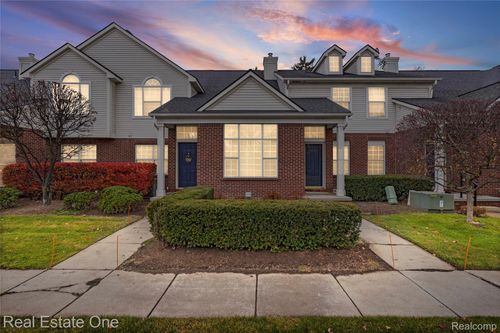 23102 Alexa Dr, Commerce Twp, MI, 48390-5844 | Card Image