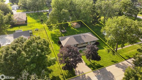 320 S Western St, Stuart, IA, 50250-2025 | Card Image