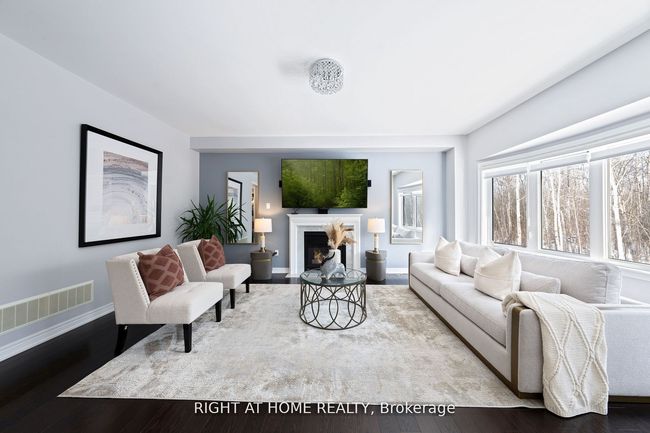 1655 Emberton Way, House other with 5 bedrooms, 4 bathrooms and 2 parking in Innisfil ON | Image 13