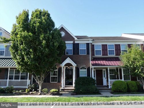 2032 Hayward Ave, PENNSBURG, PA, 18073-1275 | Card Image