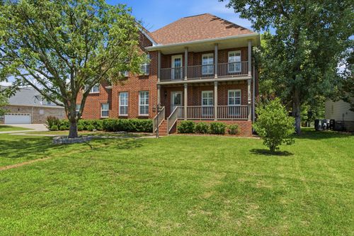 465 Remington Ave, Gallatin, TN, 37066-7532 | Card Image