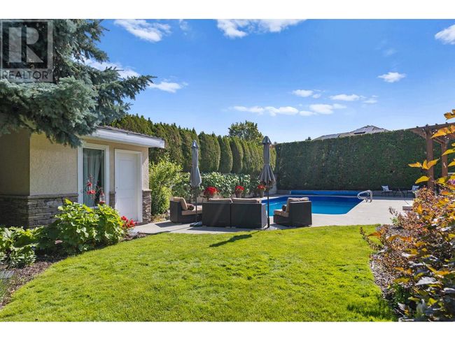 464 Cascia Dr, House other with 4 bedrooms, 4 bathrooms and 2 parking in Kelowna BC | Image 61