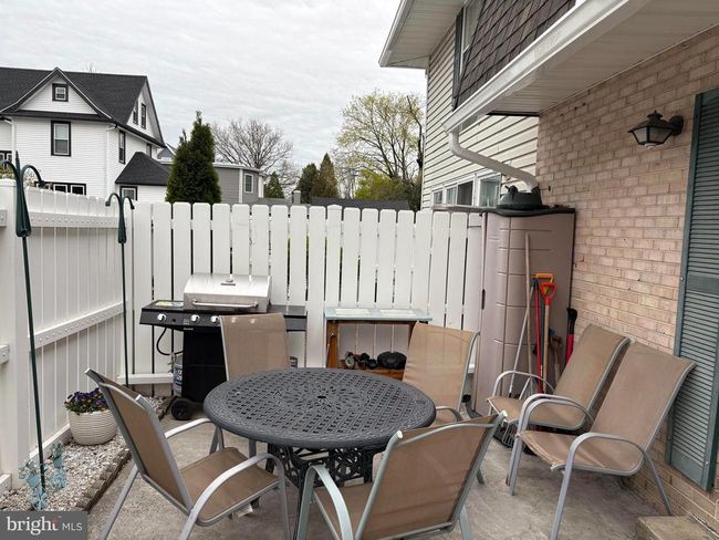 APT-23 - 12 E Maple Ave, Townhouse with 2 bedrooms, 3 bathrooms and null parking in MERCHANTVILLE NJ | Image 33
